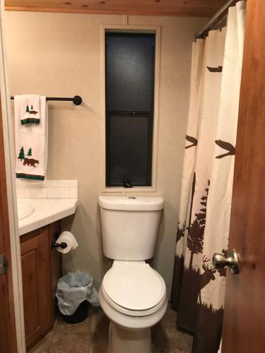 Cedar Pines Resort - photo 17