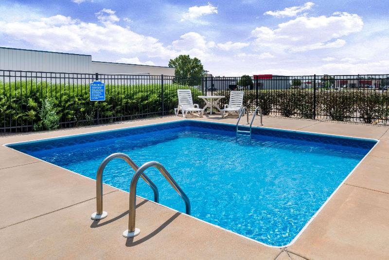 Hotel Andover KS - photo 27