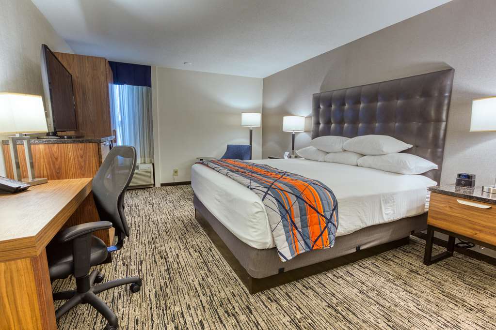 Drury Inn & Suites St. Louis Collinsville - photo 13