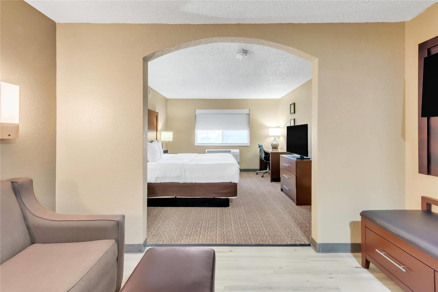Comfort Suites Lakewood Denver - photo 30