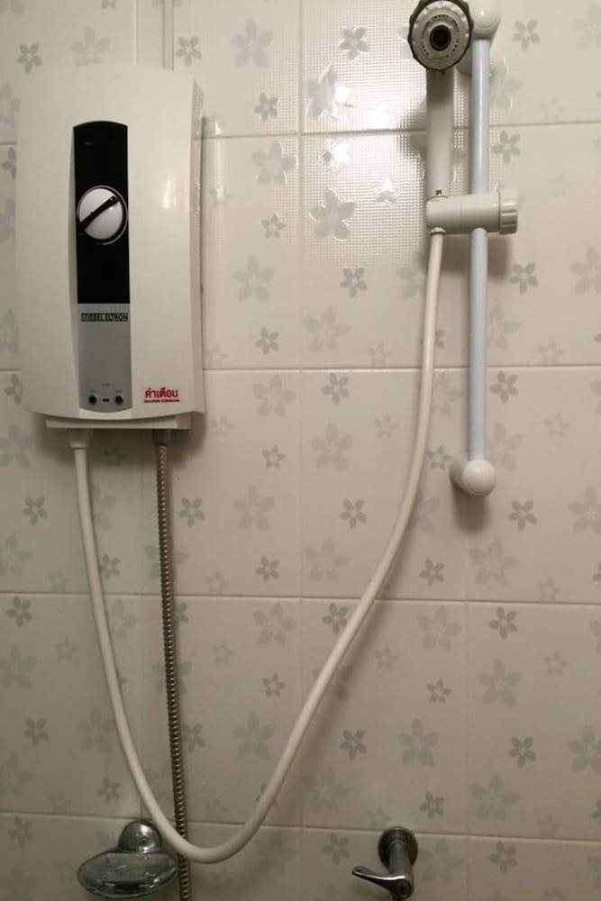 Safehouses Nakhonsawan in Nakhon Sawan, Thailand