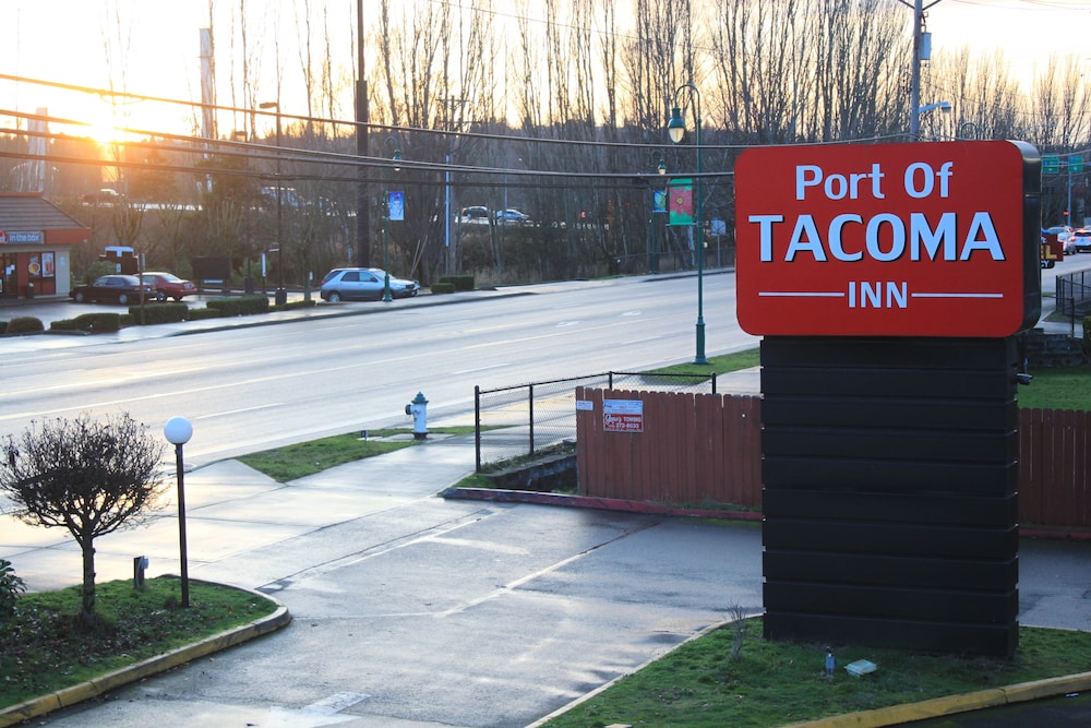 Port of Tacoma Inn - photo 24
