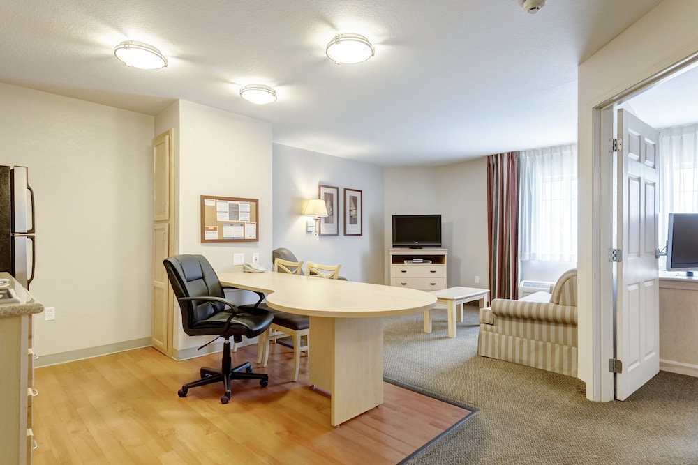 Candlewood Suites Paducah by IHG - photo 36
