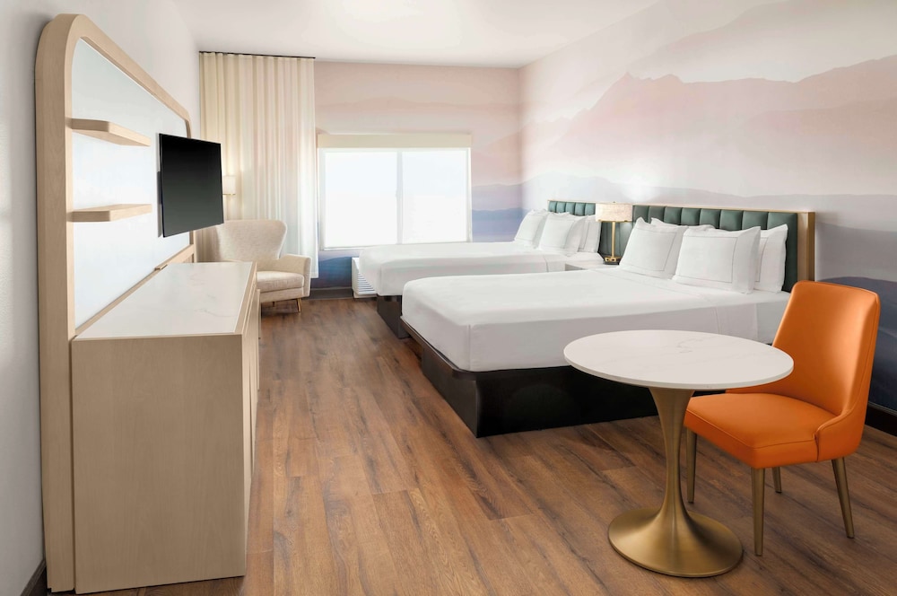 DoubleTree by Hilton Phoenix Gilbert - photo 10