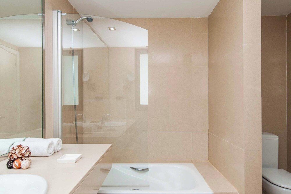 P2 Two Bedroom — 4-Star Luxury Hotel in Salobre, Spain