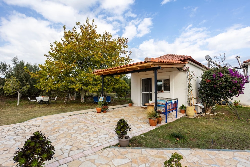 Petalidi Sunny Home Two — 4-Star Luxury Hotel in Messini, Greece