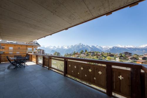 Apartment La Forêt 5 Spa access Centre Station — 4-Star Luxury Hotel in Basse-Nendaz, Switzerland