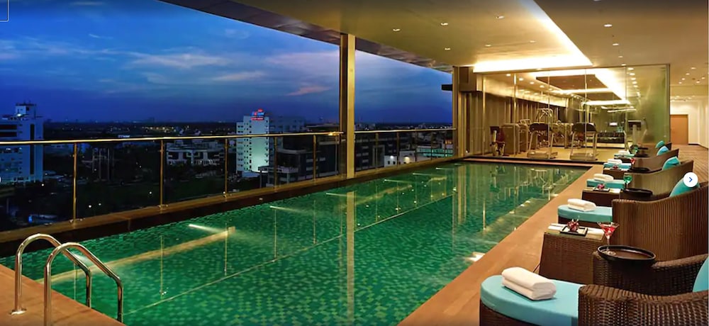 The Gateway Hotel EM Bypass