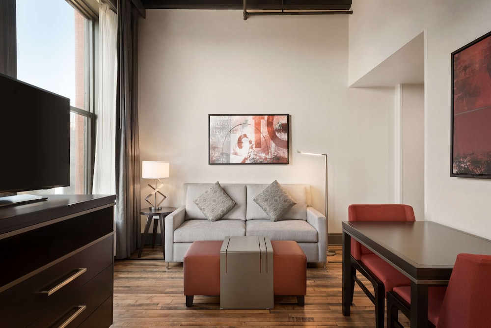 Homewood Suites By Hilton Milwaukee Downtown - photo 17