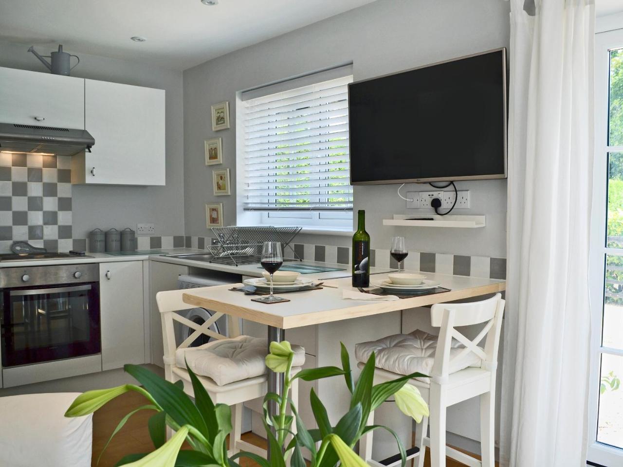 Petit Knowle - carbon neutral hotel in Cuckfield