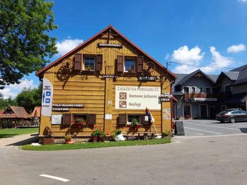 Zajazd na Podzamczu pet-friendly hotel Przeginia