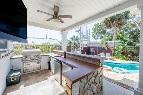4BD 3BR Pool Paradise 1 mile from Beach & Downtown — Saint Augustine — photo 5