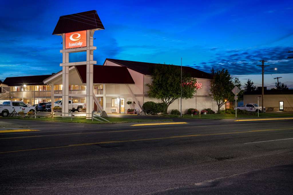 Econo Lodge Miles City I 94 - photo 8