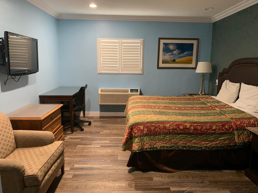 Redondo Beach Motel - photo 9