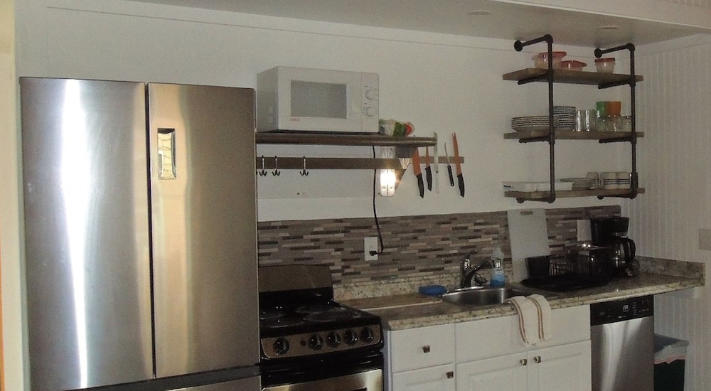 Shorelands Guest Resort and Cottages - photo 26