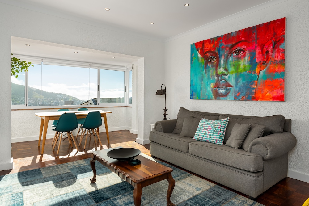 Jagar Court 8 — 4-Star Luxury Hotel in Cape Town, South Africa
