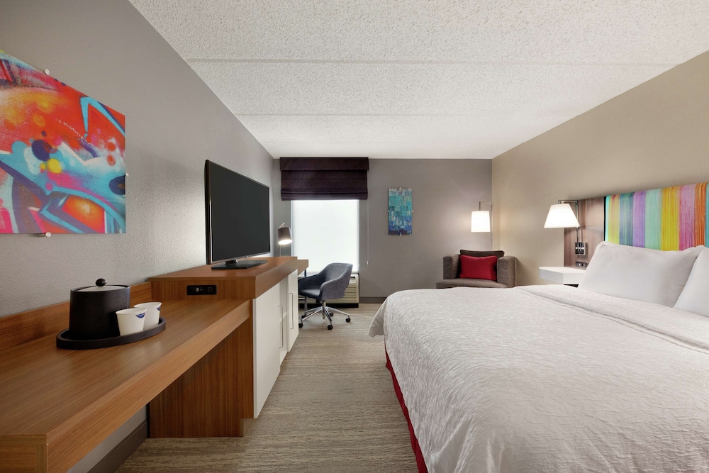Hampton Inn Houston Brookhollow - photo 9
