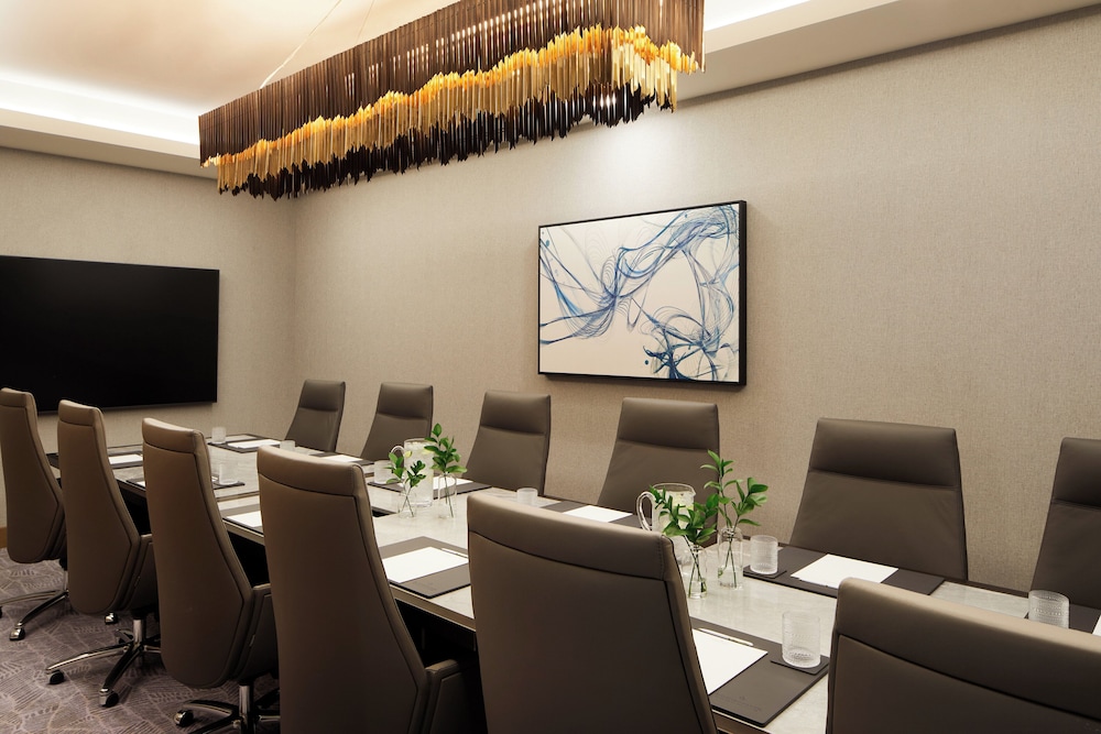 Intercontinental Hotels Seattle Bellevue By IHG - photo 65