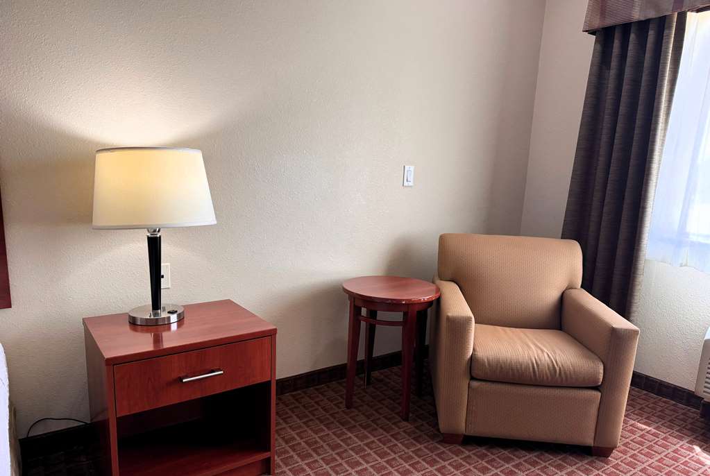 Ramada by Wyndham College Station - photo 30