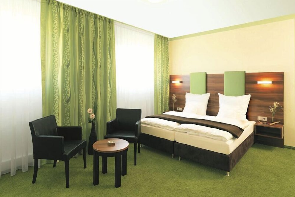 Hotel und Café Paso - last minute hotel in Vierkirchen
