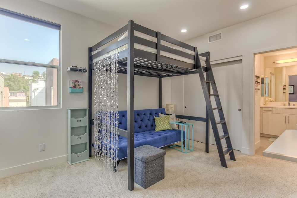 Applewood Silver Lake 2BD Hollywood - photo 5