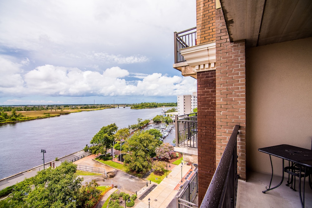 Water Street Retreats - featured photo