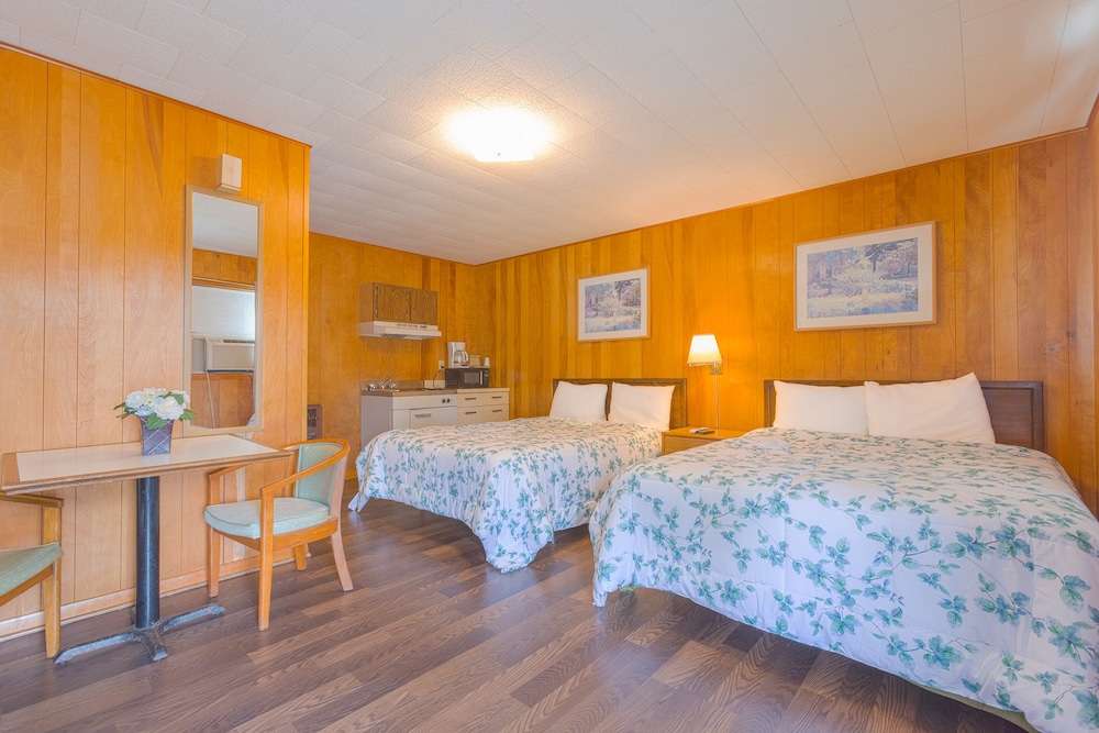 Parkside Motel by OYO Meadville Conneaut Lake - photo 14