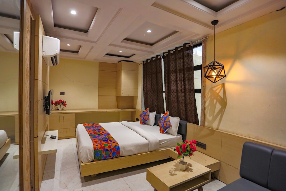 Oyo 8561 Hotel Sun Park — hotel in Bhopal