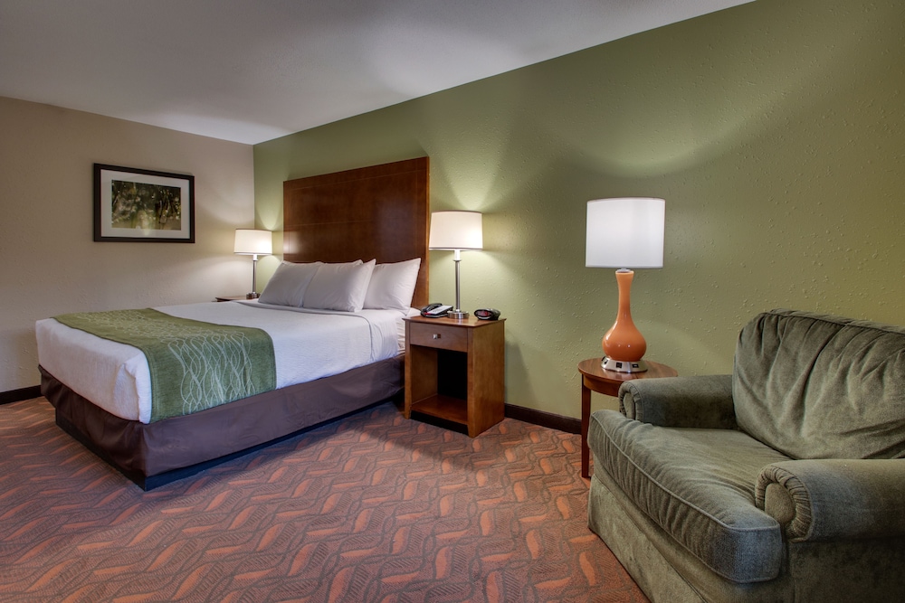 Greenfield Inn and Suites Elizabethtown KY I65 Exit 94 - photo 12