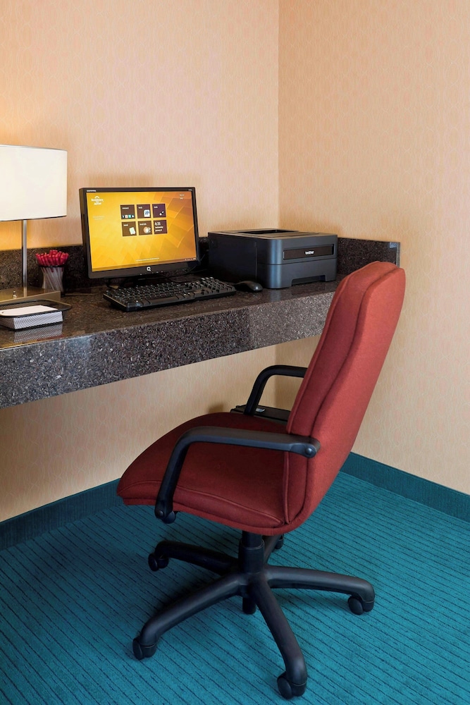 Residence Inn Canton - photo 17