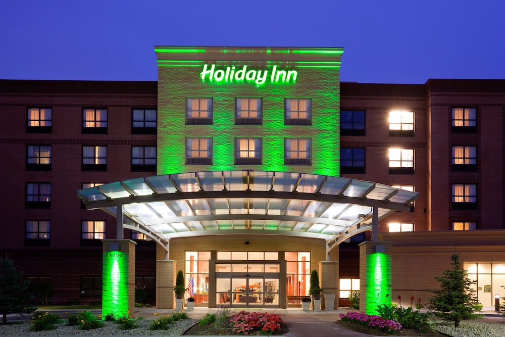 Holiday Inn Madison at The American Center by IHG in Madison, United States