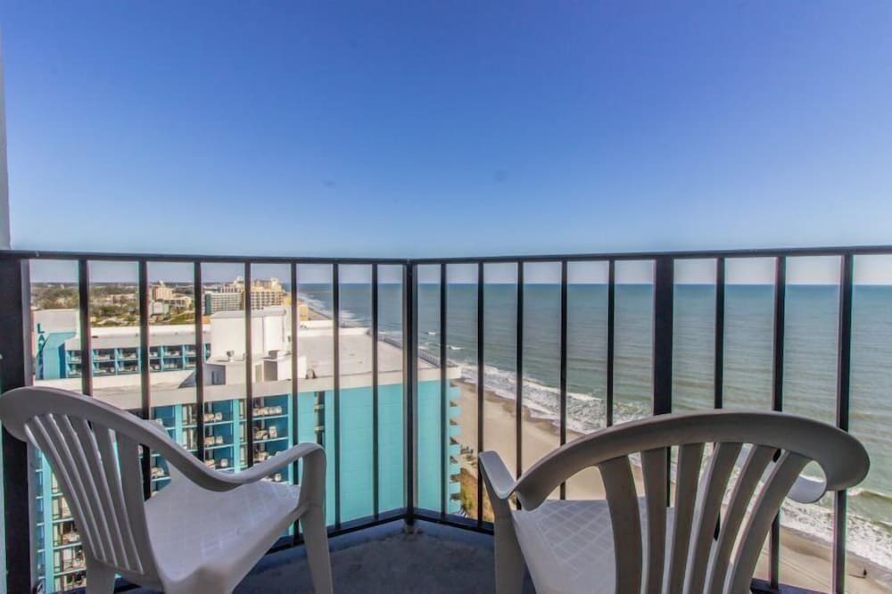Palace 1810 — 4-Star Luxury Hotel in Myrtle Beach, United States