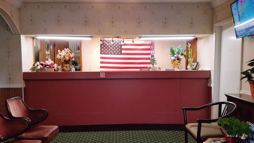 The Dunkirk Motel - photo 2