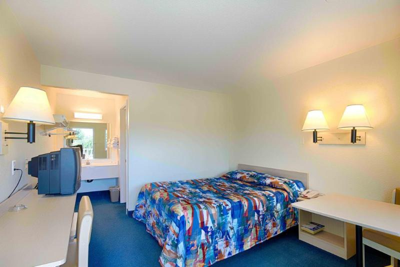 Motel 6 South Lake Tahoe - photo 4