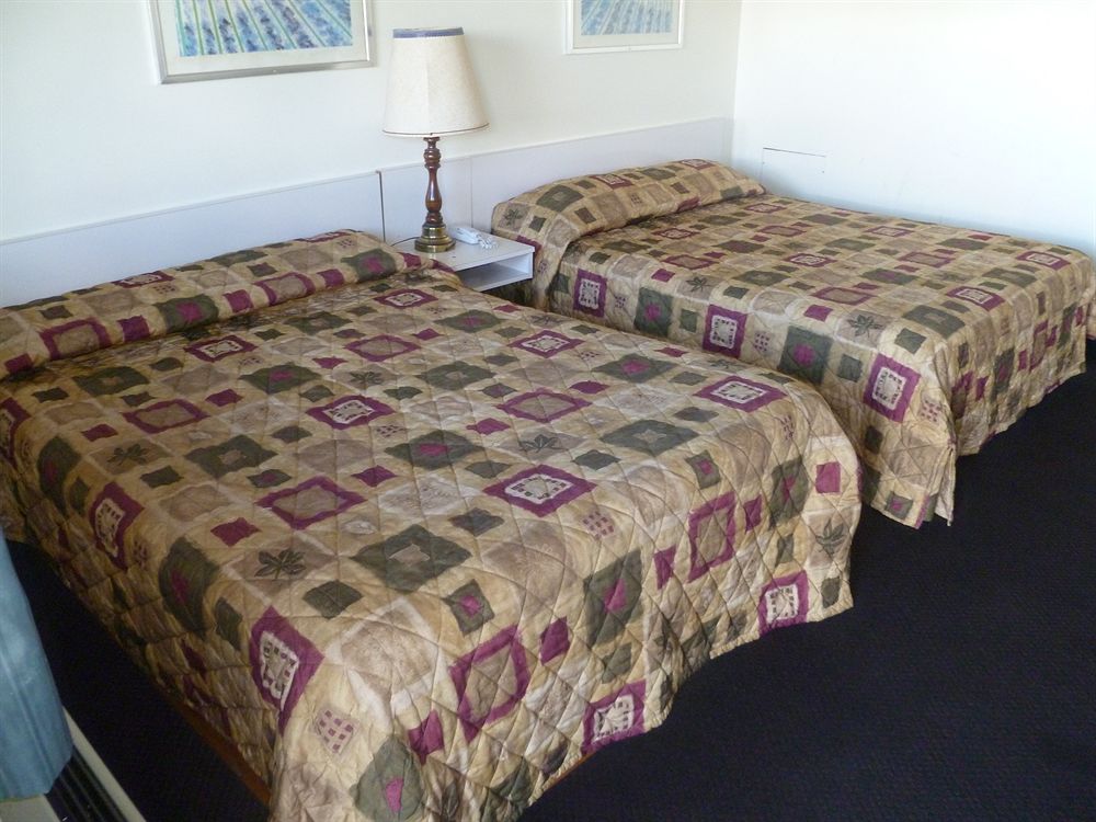 Valu Inn Cedar City - photo 16