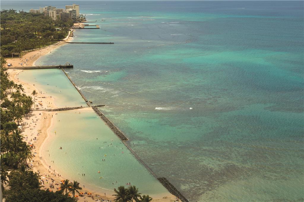 Hyatt Regency Waikiki Beach Resort & Spa - photo 56