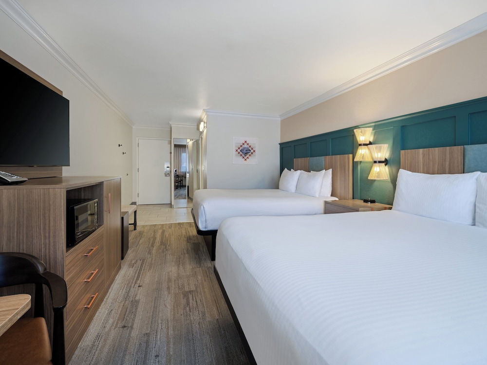 Holiday Inn Resort The Squire at Grand Canyon by IHG - photo 52