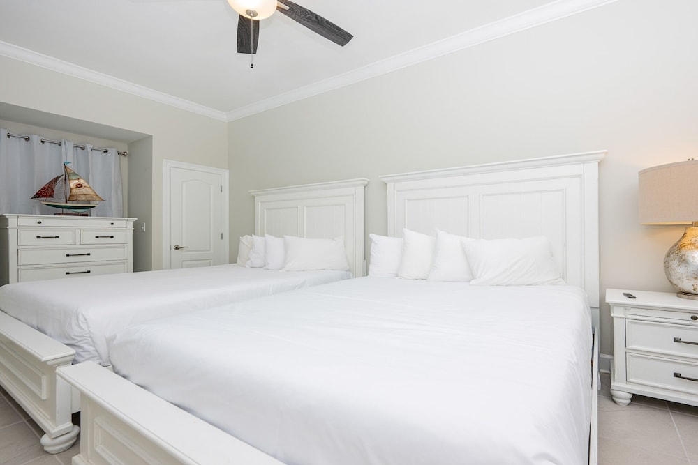 Phoenix Gulf Towers 2406 2 Bedroom Condo - photo 8