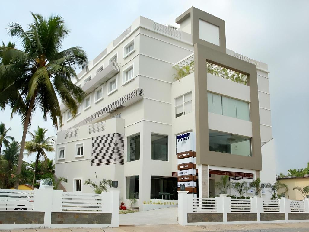Hotel Moonlit Regency - last minute hotel in Cochin