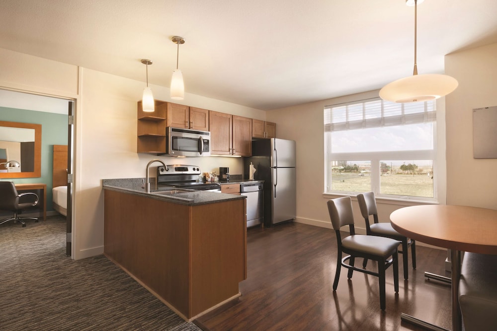 Hyatt House Denver Airport - photo 17