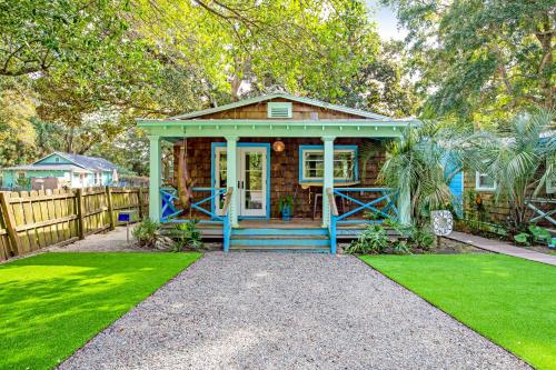 This Place Cottage B — 4-Star Luxury Hotel in Folly Beach, United States