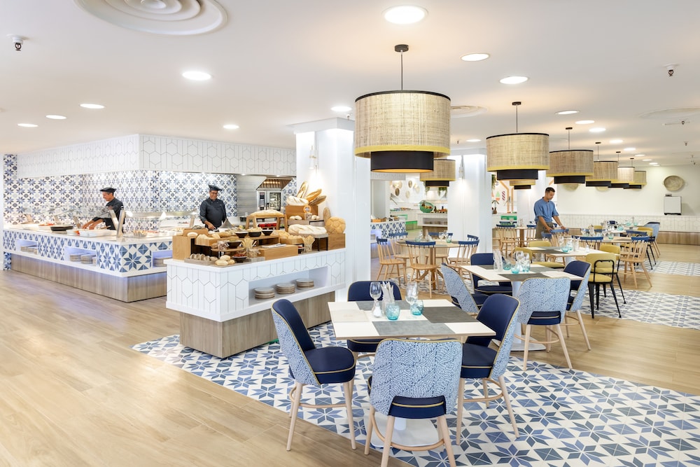 HD Parque Cristobal Tenerife in Playa De Las Americas, Spain