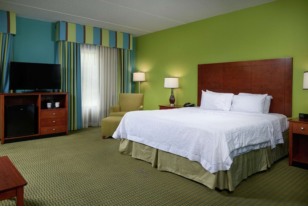 Hampton Inn Bermuda Run Winston Salem - photo 17