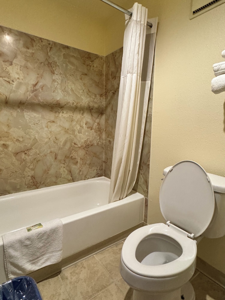 Federal Way Motel - photo 13