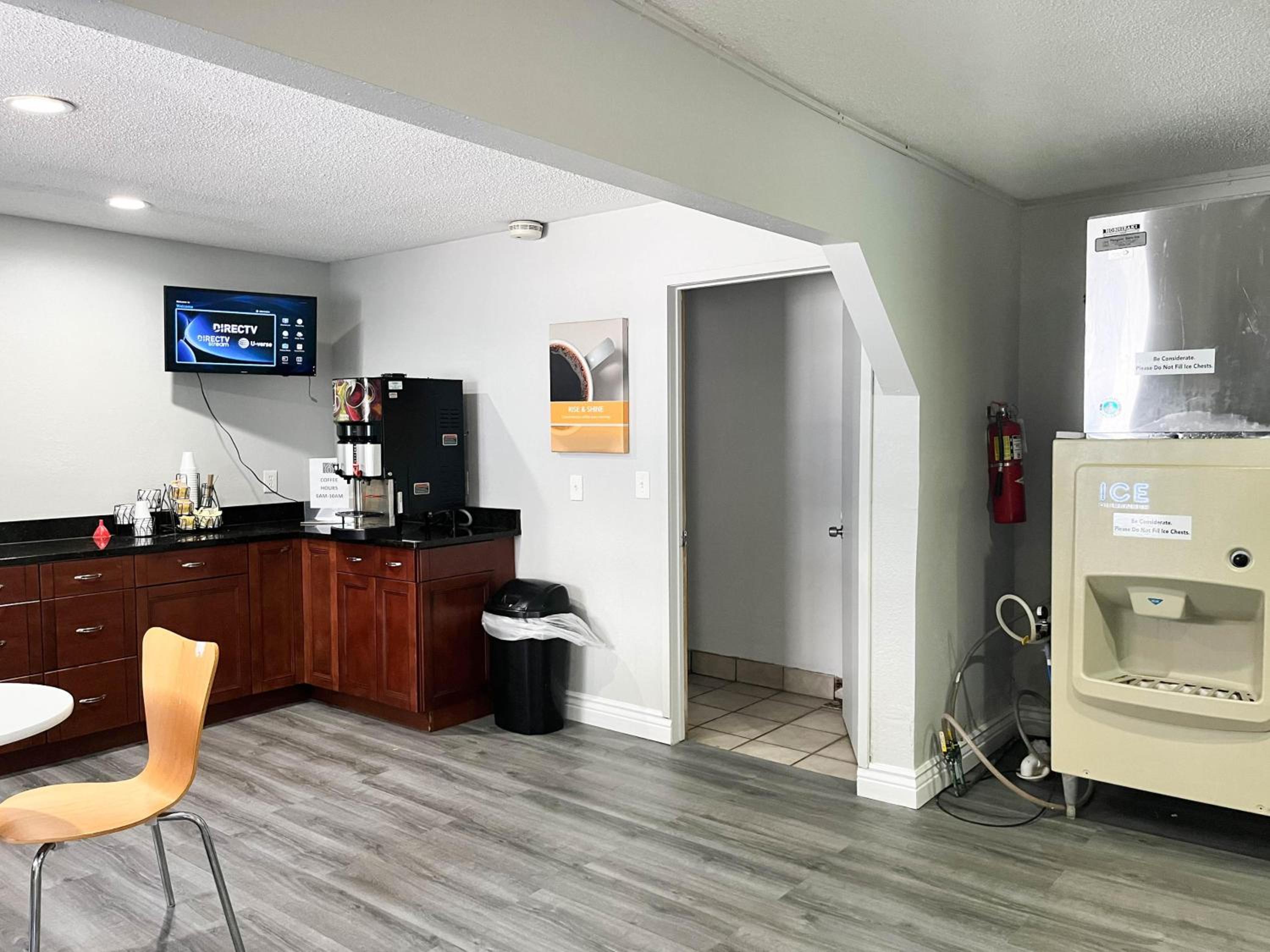 Studio 6 Suites Dayton Oh Englewood - photo 10