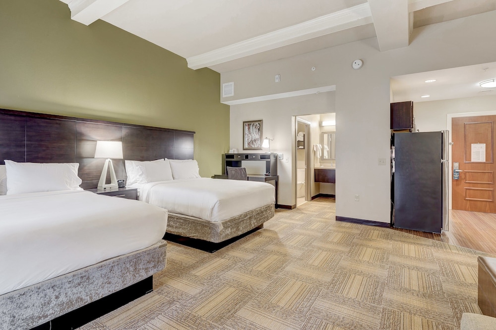 Staybridge Suites Baltimore Inner Harbor by IHG - photo 40