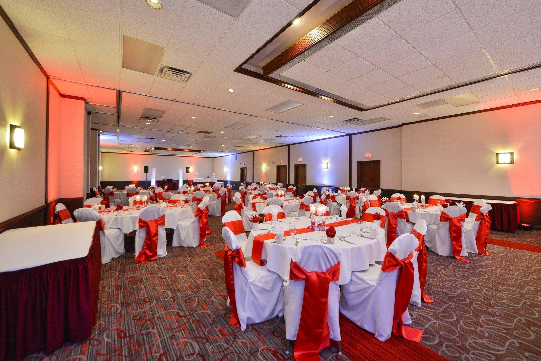Radisson Hotel Madison - photo 41