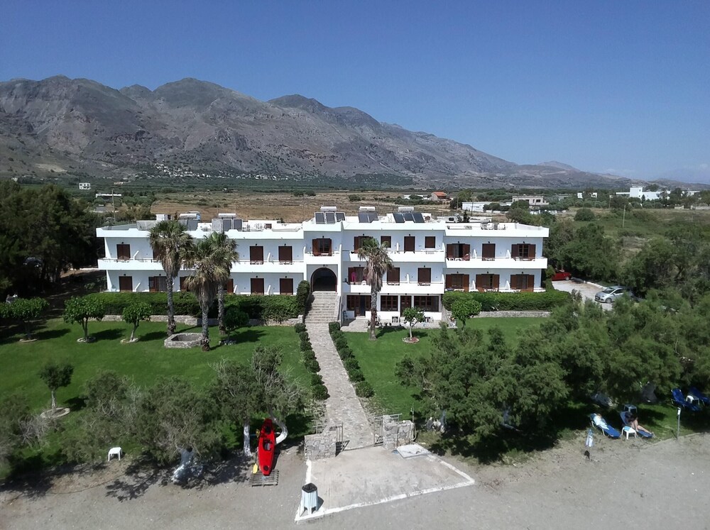 Studios Stavris — hotel in Chora Sfakion