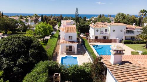 Villa Loretta — 4-Star Luxury Hotel in Carvoeiro, Portugal