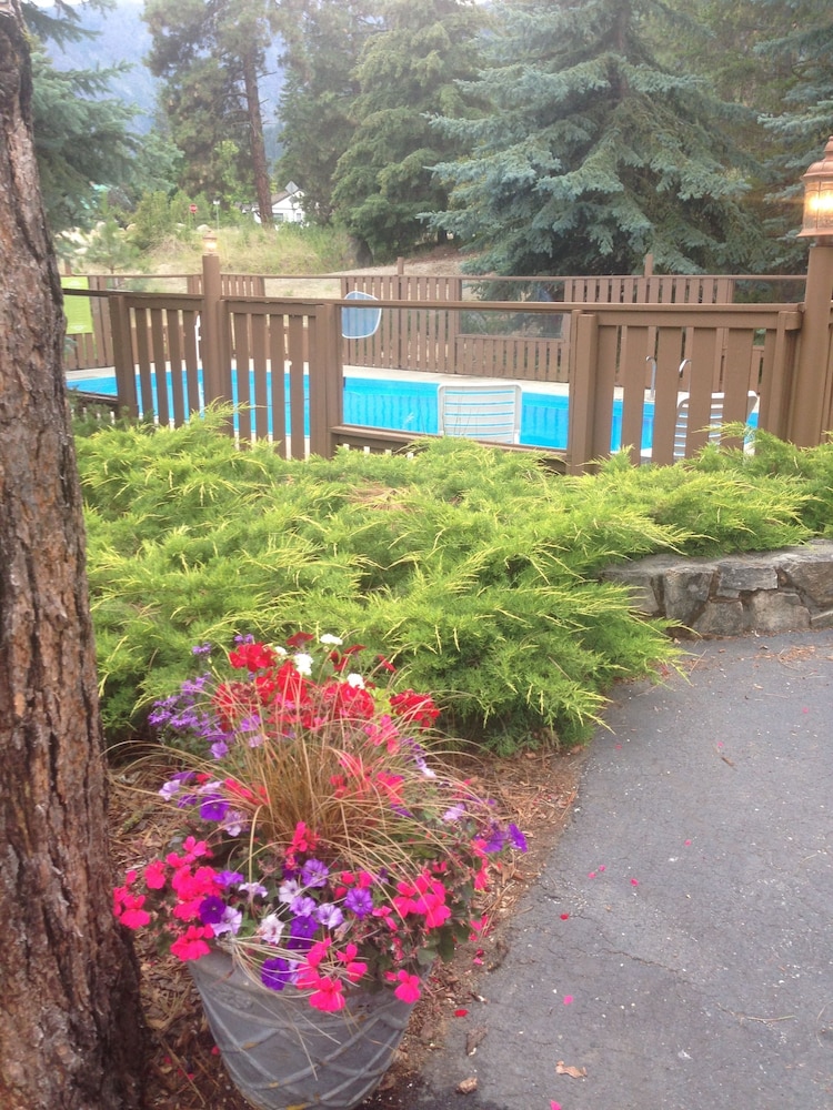 Alpine Rivers Inn - photo 25